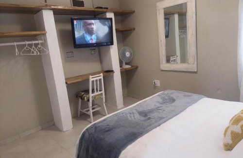 Berea Apartment | Unforgettable Stay at On Empire with Pool & Breakfast