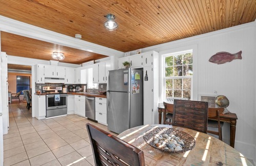 Indian Pass House | Cozy Getaway on Indian Pass: 4 Bedrooms, Pet Friendly!