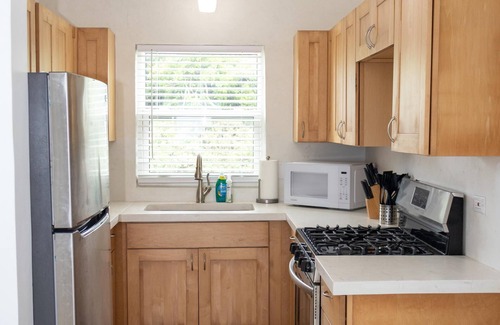 Estate Bethany Apartment | On Island @ Sunset Quarters