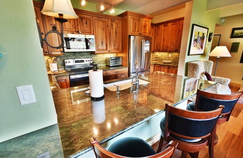 Dillon Condo | Lakefront Escape with Pool, Hot Tub & Scenic Views