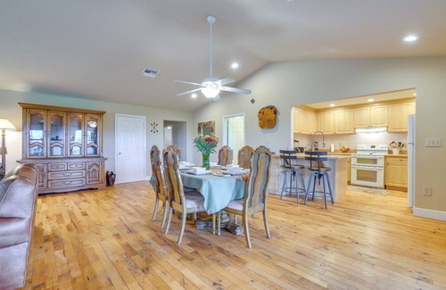 Lorida House | Lakefront Retreat: Lush Lorida Home on Lake Istokpoga