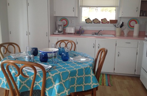 Mackinaw City Cottage | Family-Friendly Hotel on Lake Michigan with Top Amenities