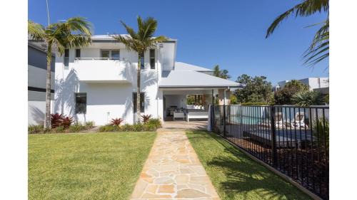 Kingscliff House | Experience Family-Friendly Comfort at On Northpoint