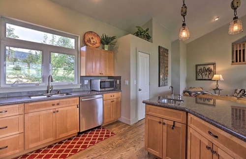 Conifer House | Mountain View Conifer Cabin on 100 Acres - Guest Rated 10/10