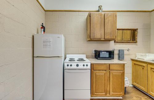 Lake Whitney Apartment | On-Site Hiking Trails Lake Whitney Studio!