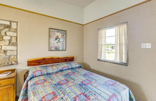 Lake Whitney Apartment | On-Site Hiking Trails Lake Whitney Studio!