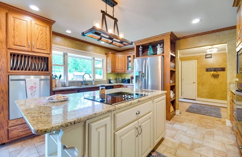 Afton Cabin | On-Site Lake Access: Group Getaway in Afton