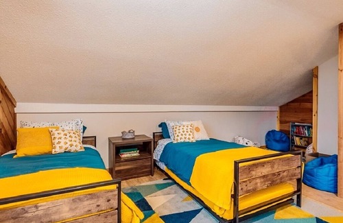 Stratton Mountain Cabin | Inviting Getaway on Stratton Mountain with Family-Friendly Amenities