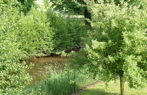 Salornay-sur-Guye House | Idyllic Retreat on the Gande River - Salornay-sur-Guye