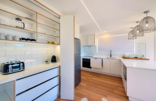 Coles Bay Apartment | Beachfront Escape with Private Beach and Ocean Views