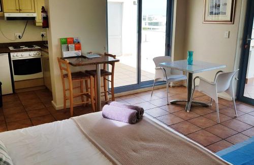 Paradise Beach House | Oceanfront Retreat at On the Beach 2 - Guest Rated 9/10