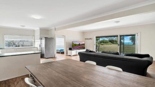 Wooli House | On The Beach
