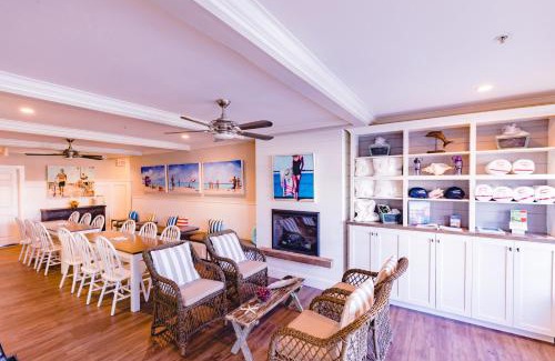 Cayucos Bed & Breakfast | Beachfront Retreat: On the Beach Bed and Breakfast