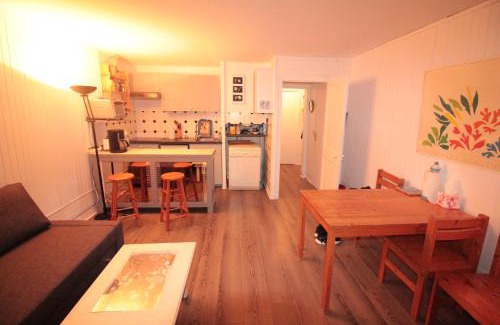 Saint-Regnobert-de-la-Cote-de-Nacre Apartment | Beachfront Bliss: Pet-Friendly Haven with Ocean Views