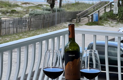 Crescent Beach Condo | Beachfront Condo with Stunning Views and Top Guest Rating