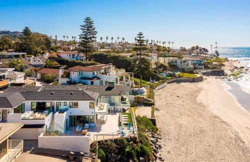 Beach Barber Tract House | Beachfront Bliss: On The Beach La Jolla Awaits You