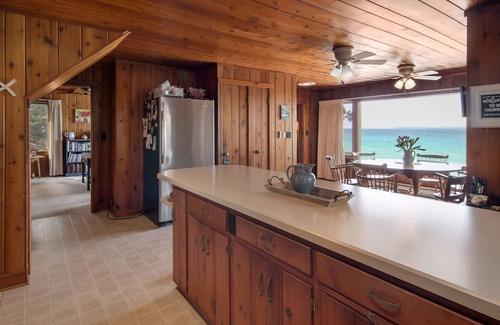 Leland House | Beachfront Getaway in Leland - Steps from Fishtown!