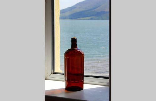 Warrenpoint Apartment | Beachfront Victorian Townhouse with Breathtaking Bay Views