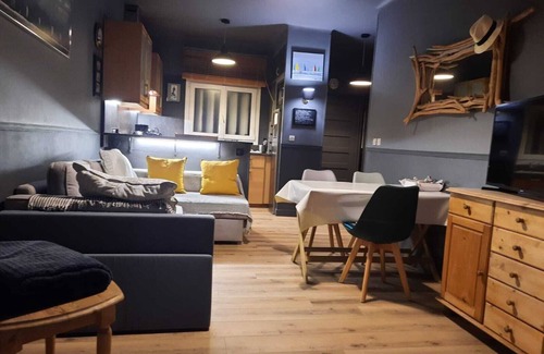 Carry-le-Rouet Apartment | Discover The Blue Paradise: Oceanfront Retreat in Carry Le Rouet