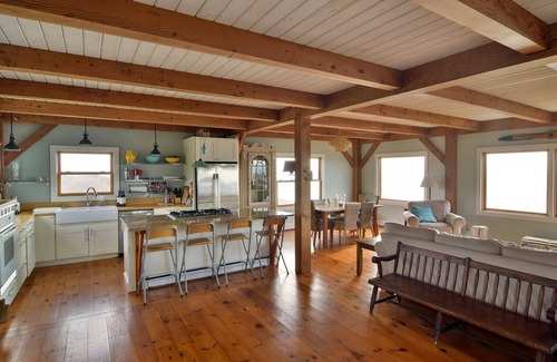 Block Island House | Seaside Retreat with Breathtaking Surf Views & Spa