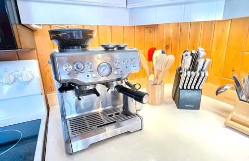 Chute-Saint-Philippe Cabin | On the lake /sauna, spa, boat