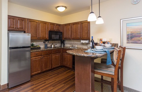 Great Falls Condo | Riverside Retreat: Indoor Pool, Hot Tub & Free Breakfast