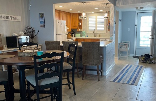 Ormond Beach Condo | Oceanfront Retreat with Pool and Ocean View Awaits You