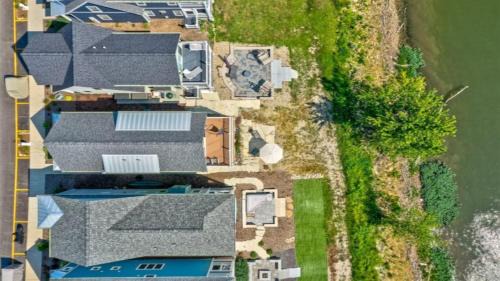 Ottawa House | Experience Tranquility at On The Rocks - 4-Star Retreat