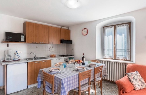 Brenzone sul Garda Apartment | Experience Lake Garda Bliss at Apartment Corte Faliva