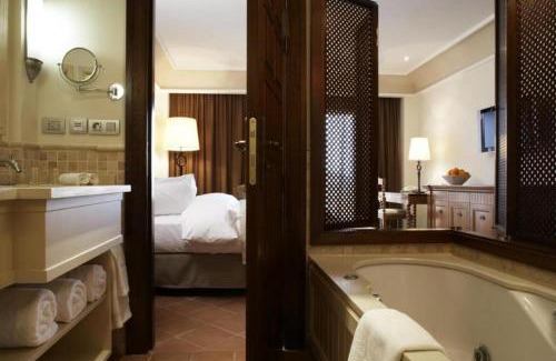 Torre-Pacheco Hotel | Relax at Ona Mar Menor Golf & Spa - 5-Star Oceanfront Escape