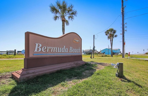 Bermuda Beach Cottage | Once Upon A Tide