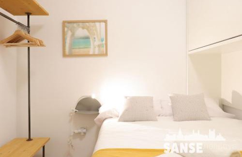 Antiguo Apartment | Family-Friendly Ondarreta Beach by SanSe Holidays
