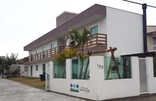 Ponta do Papagaio Apartment | Guest Rated 10/10: Ondas do Sul - Oceanfront Retreat