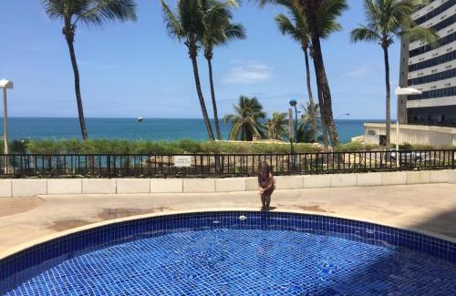 Ondina Apartment | Relaxing Ondina Apart Hotel with Oceanfront Pool Views
