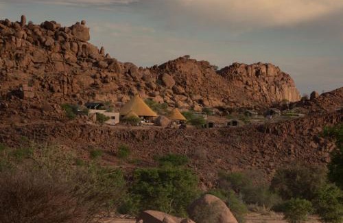 Kunene Cabin | Ondjamba Hills: Oceanfront Retreat with Pool & Breakfast