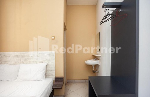 Kemanggisan Hotel | Budget-Friendly One 2 Residence Near Slipi Jaya Mall