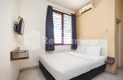 Kemanggisan Hotel | Budget-Friendly One 2 Residence Near Slipi Jaya Mall