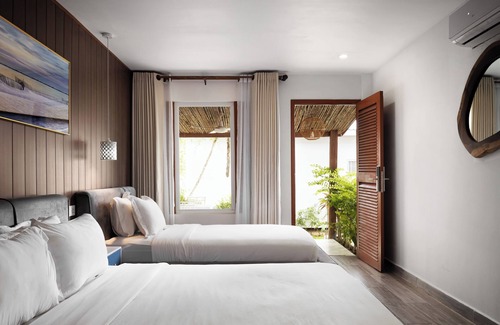 Koh Rong Sanloem Hotel | Seaside Escape at One Beach Resort with Pool & Ocean Views