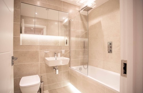 Slough Apartment | Cozy One Bed Near Queensmere Shopping Centre by Belvilla