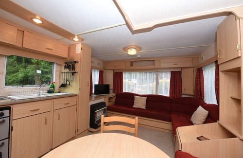 Barbrook House | Cozy One-Bed Retreat with Free Parking Near Lynton Town