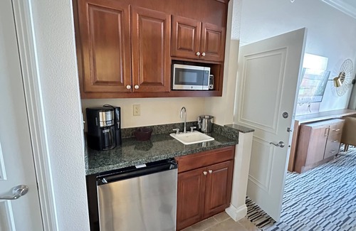 Enterprise Apartment | One bedroom 2beds suite in Las Vegas Next to Las Vegas Festival grounds