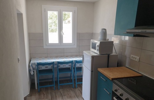 Orebic Apartment | Beachside One Bedroom Apartment with Ocean View in Potočine