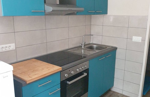 Orebic Apartment | Beachside One Bedroom Apartment with Ocean View in Potočine