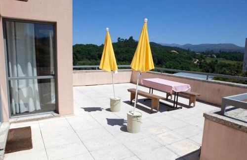 Ponte da Barca Apartment | Beautiful One Bedroom Apartment at Ponte da Barca near Beach