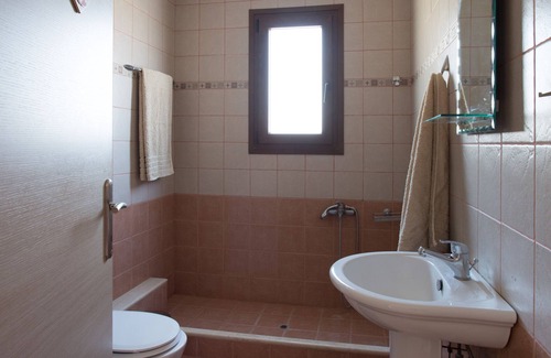 Monemvasia House | Oceanfront One-Bedroom Apartment with Private Pool
