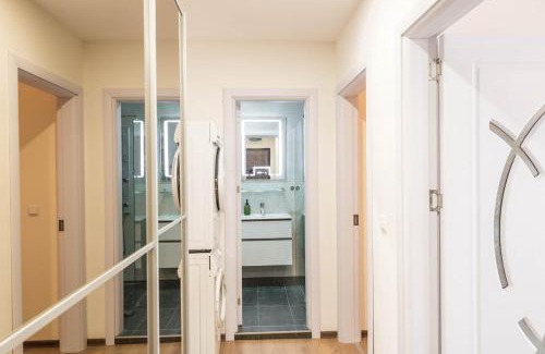 Saints Constantine and Helena Apartment | One bedroom apartment in Amelia Kabakum