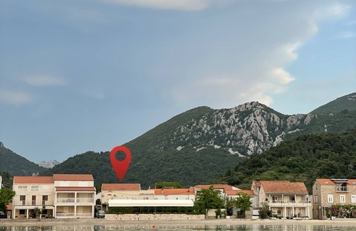 Zuljana Apartment | Beachside One Bedroom Apartment in Žuljana, Pelješac