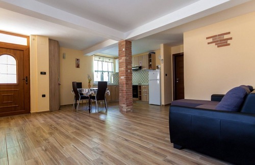 Porat Apartment | Stylish One Bedroom Apartment with Ocean View in Porat