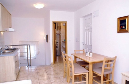 Vinjerac Apartment | Beautiful Apartment with Ocean View in Vinjerac, Zadar