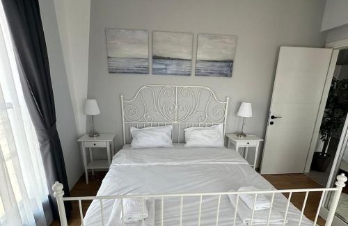 Gastria Apartment | One-Bedroom Apartment in a Poolside Complex